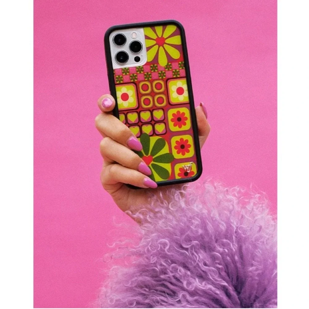 Wildflower Flower Funk iPhone 11 Case